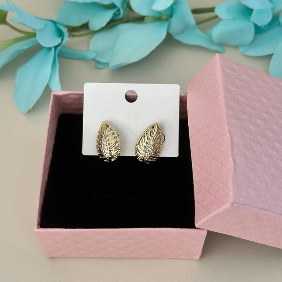 14K Gold Plated High Quality Women's Earring Stud Leaf Cubic Zirconia - Picture 1 of 8